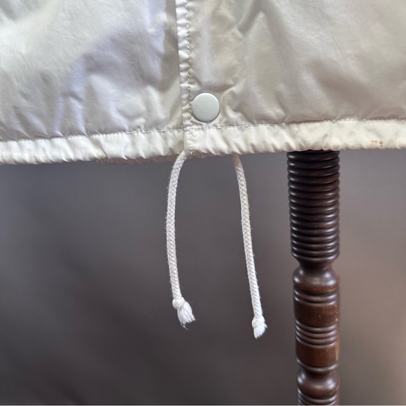 COPY - Vans X Peanuts Snoopy White Windbreaker Torrey Jacket Mens Sz M - Picture 6 of 15